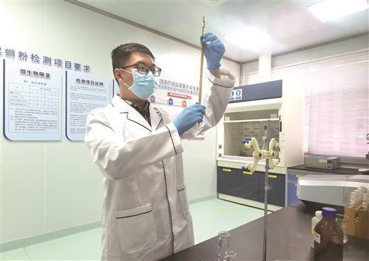 工廠門口一站式服務 嚴把袋裝螺螄粉質量關，打造高效信息咨詢平臺